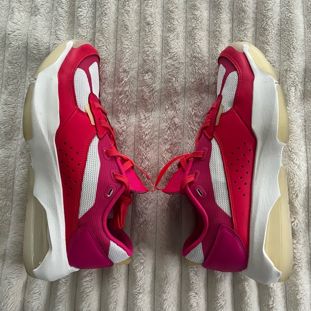 Women's Jordan Air 200E Siren Red/Pink Prime • Size 8 - Picture 7 of 17